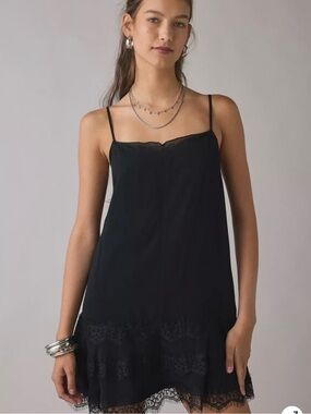 Kimchi Blue Up In The Air Tiered Lace Slip Mini Dress